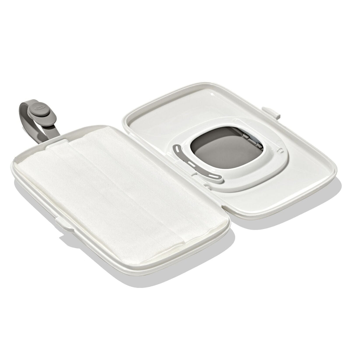 on-the-go-wipes-dispenser-f2 tot_63175100_otg-wipes-dispenser-drizzle_pdp_06.jpeg
